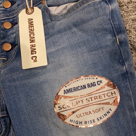 High Rise Skinny Jeans - Picture 2 of 4